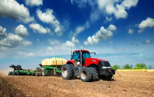 Equipamentos agrícolas e pesados
