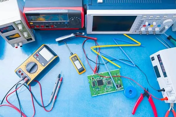 Eletrónica e equipamento elétrico