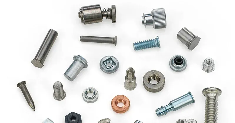 Materiais de fixação auto-reforçantes personalizados